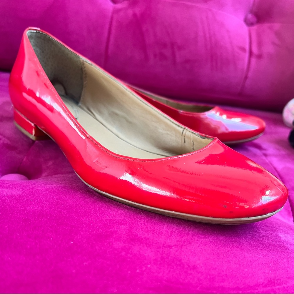 Calvin Klein Women's Felice Ballet Flat, Lipstick Red, 7 M US